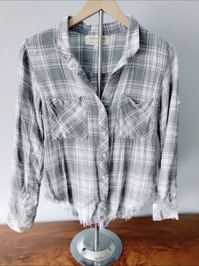 cloth & stone Gray and White Plaid Fringed Flannel Shirt